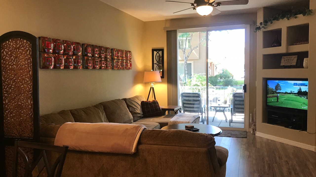 Photo of Livingroom in Superstition Lakes