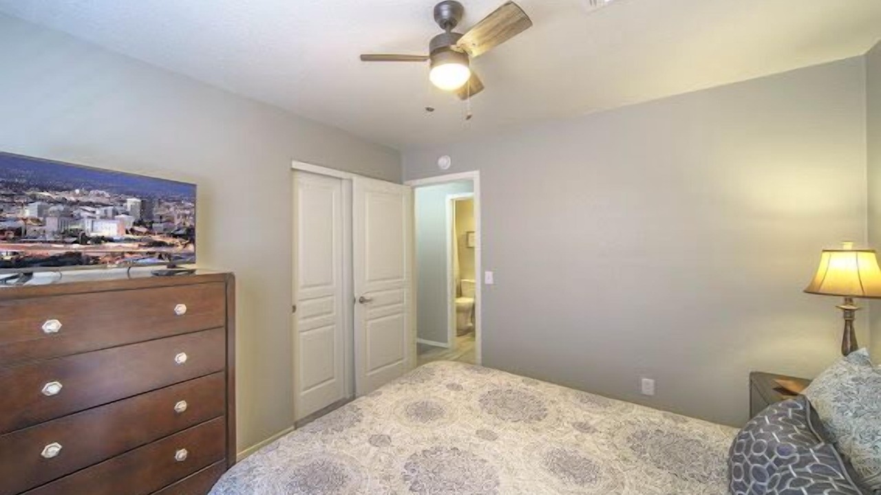 Photo of Bedroom in Dove Mountain