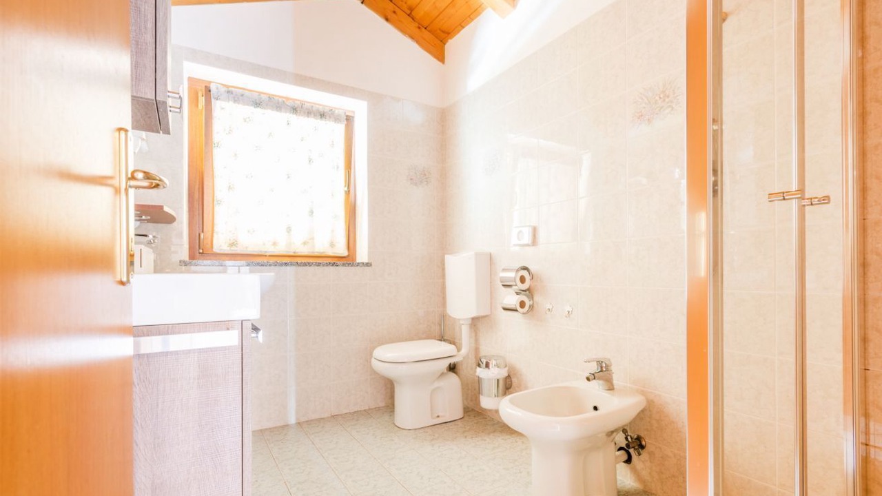 Photo of Bathroom in Ledro
