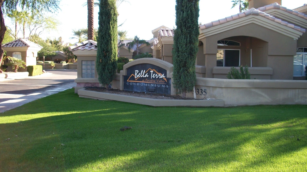 Photo of Others in Paradise Valley Village