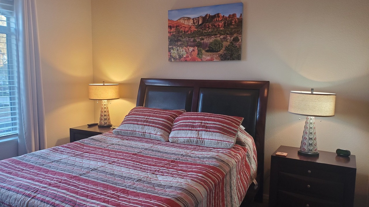 Photo of Bedroom in Paradise Valley Village