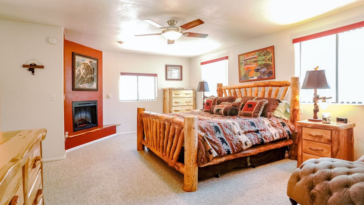 Photo of Bedroom in Pinetop