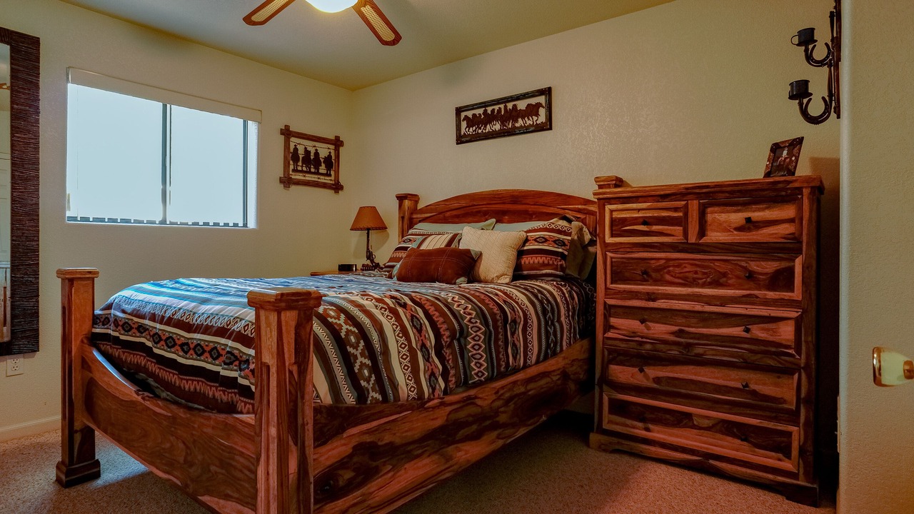Photo of Bedroom in Pinetop
