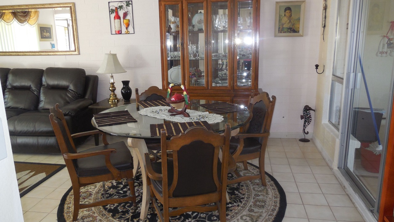 Photo of Livingroom in Newlife