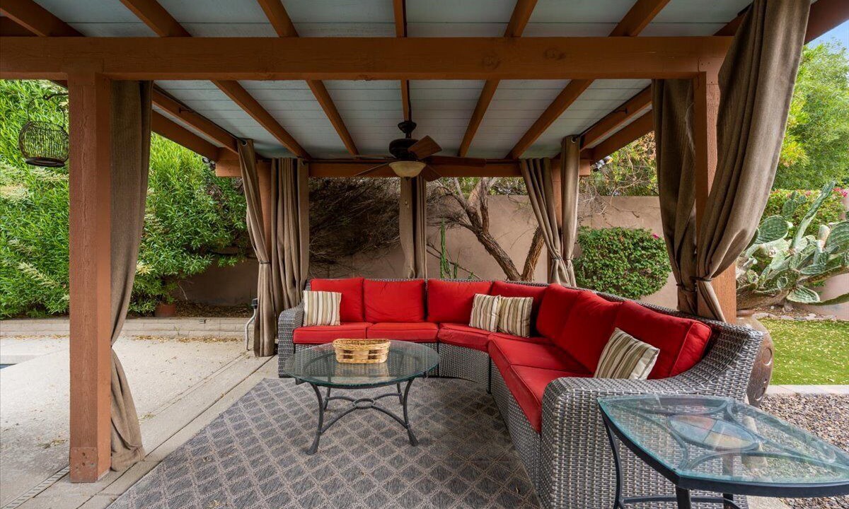 Photo of Patio Balcony in La Paz At Desert Springs