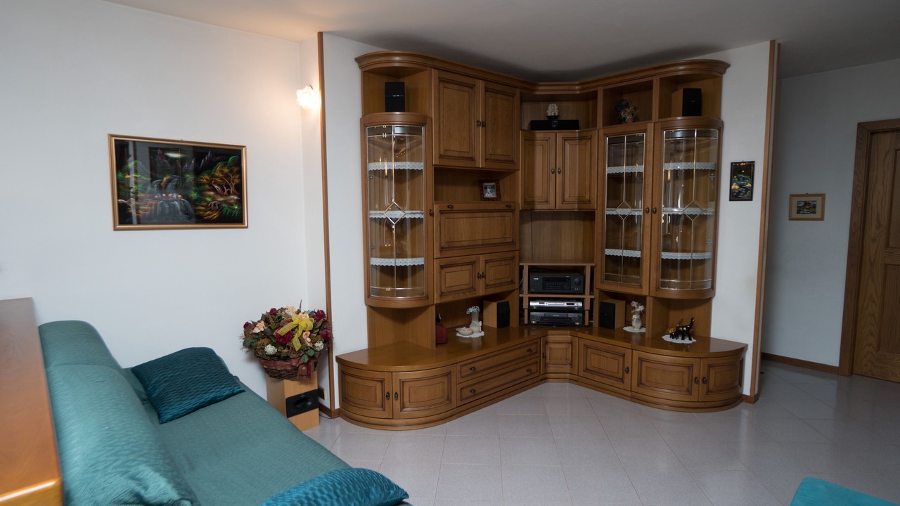 Photo of Livingroom in Lenzumo