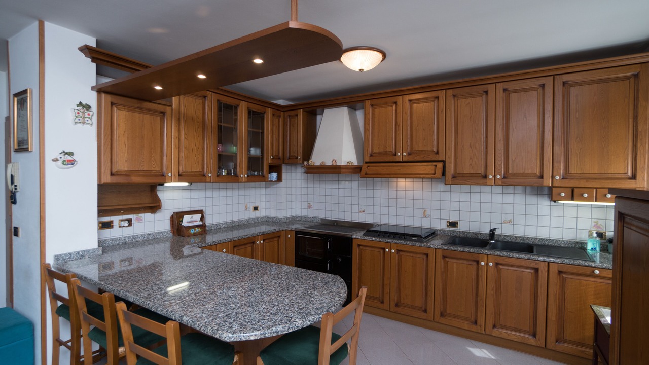 Photo of Kitchen in Lenzumo