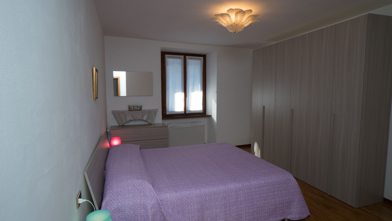Photo of Bedroom in Lenzumo