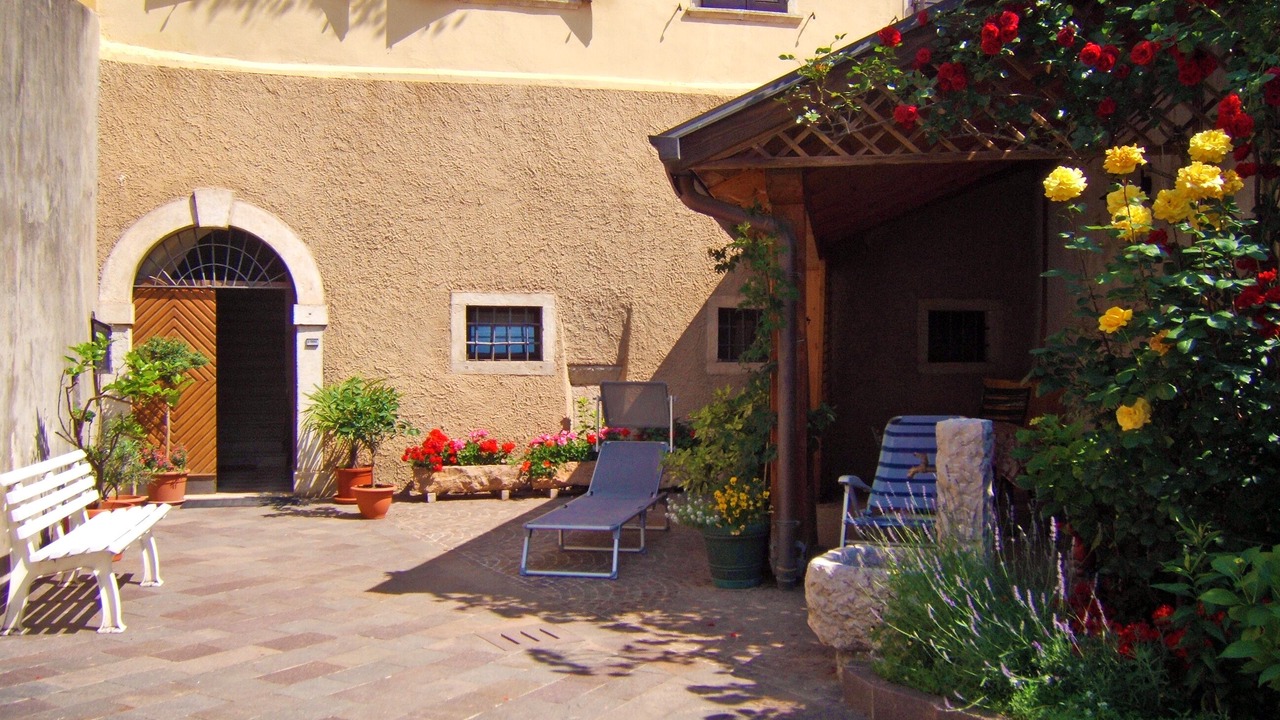 Photo of Patio Balcony in Sfruz