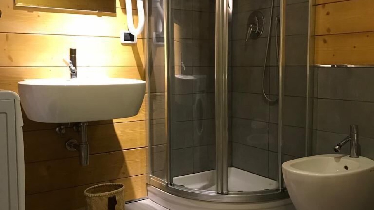 Photo of Bathroom in Alba