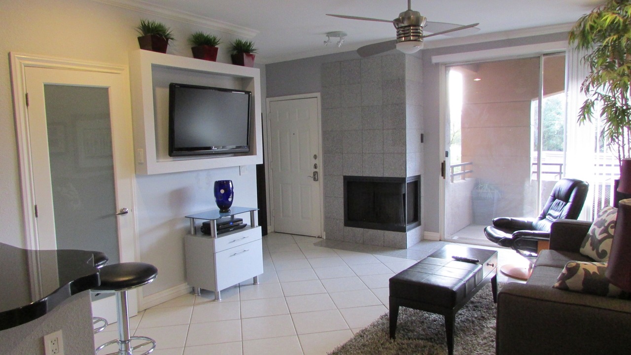 Photo of Livingroom in Paradise Valley Village