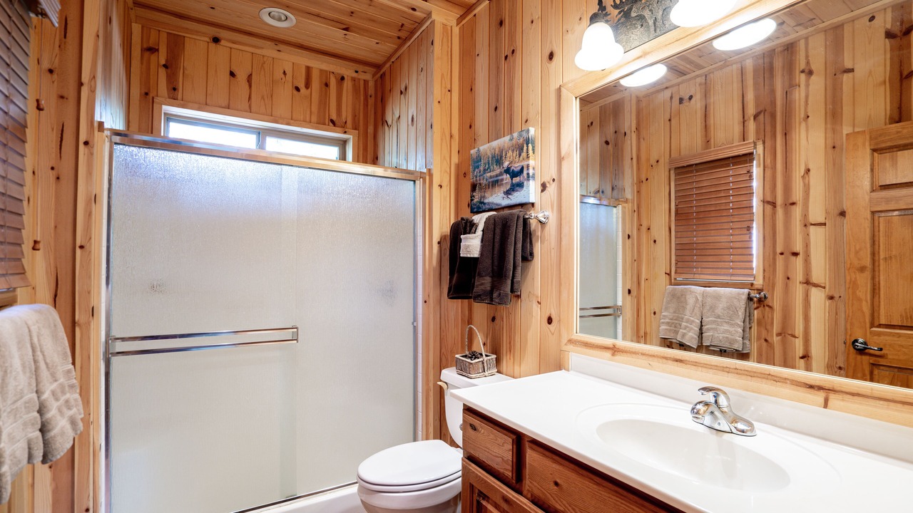 Photo of Bathroom in Show Low