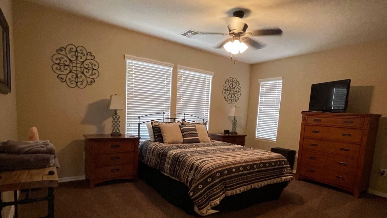 Photo of Bedroom in Gold Canyon