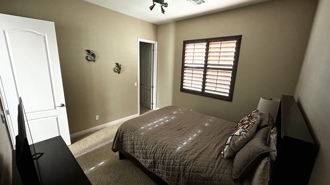 Photo of Bedroom in Shamrock Estates