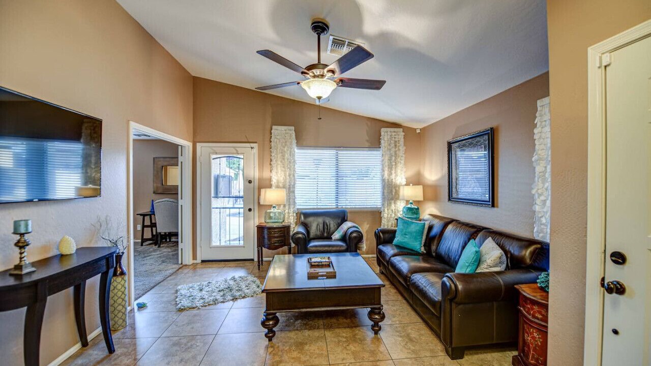 Photo of Livingroom in San Tan Valley