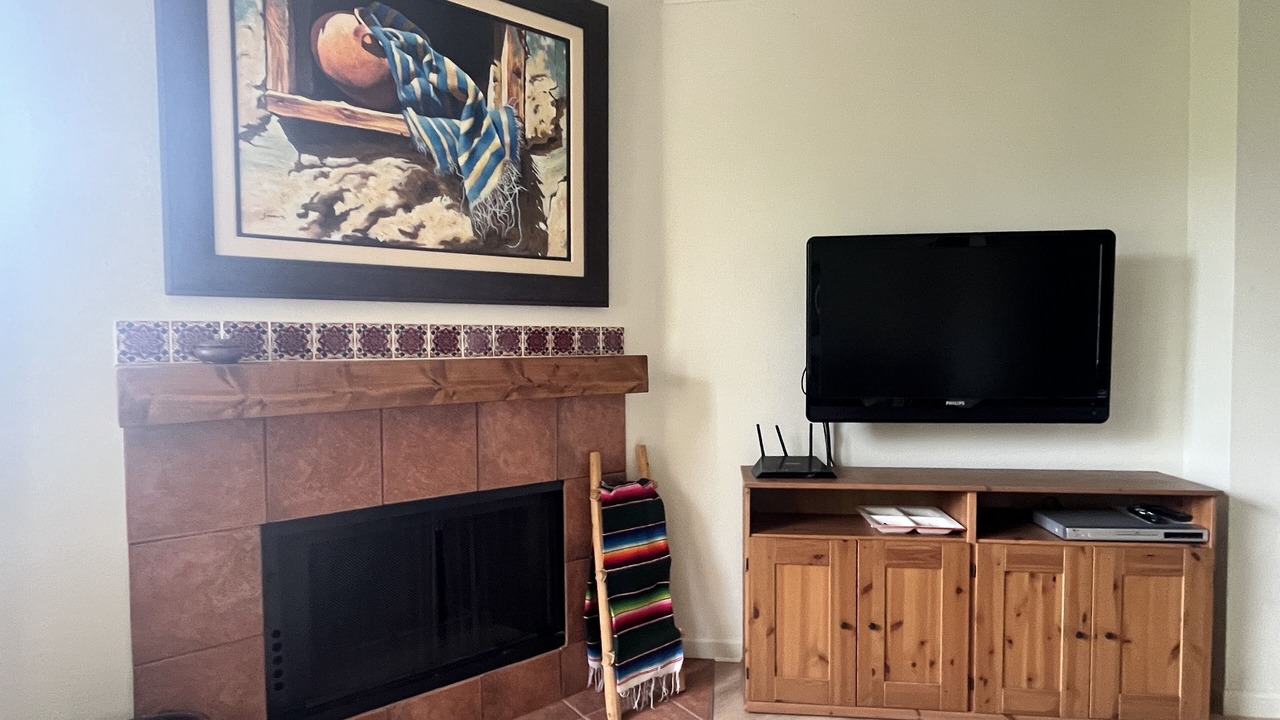 Photo of Livingroom in Foothills