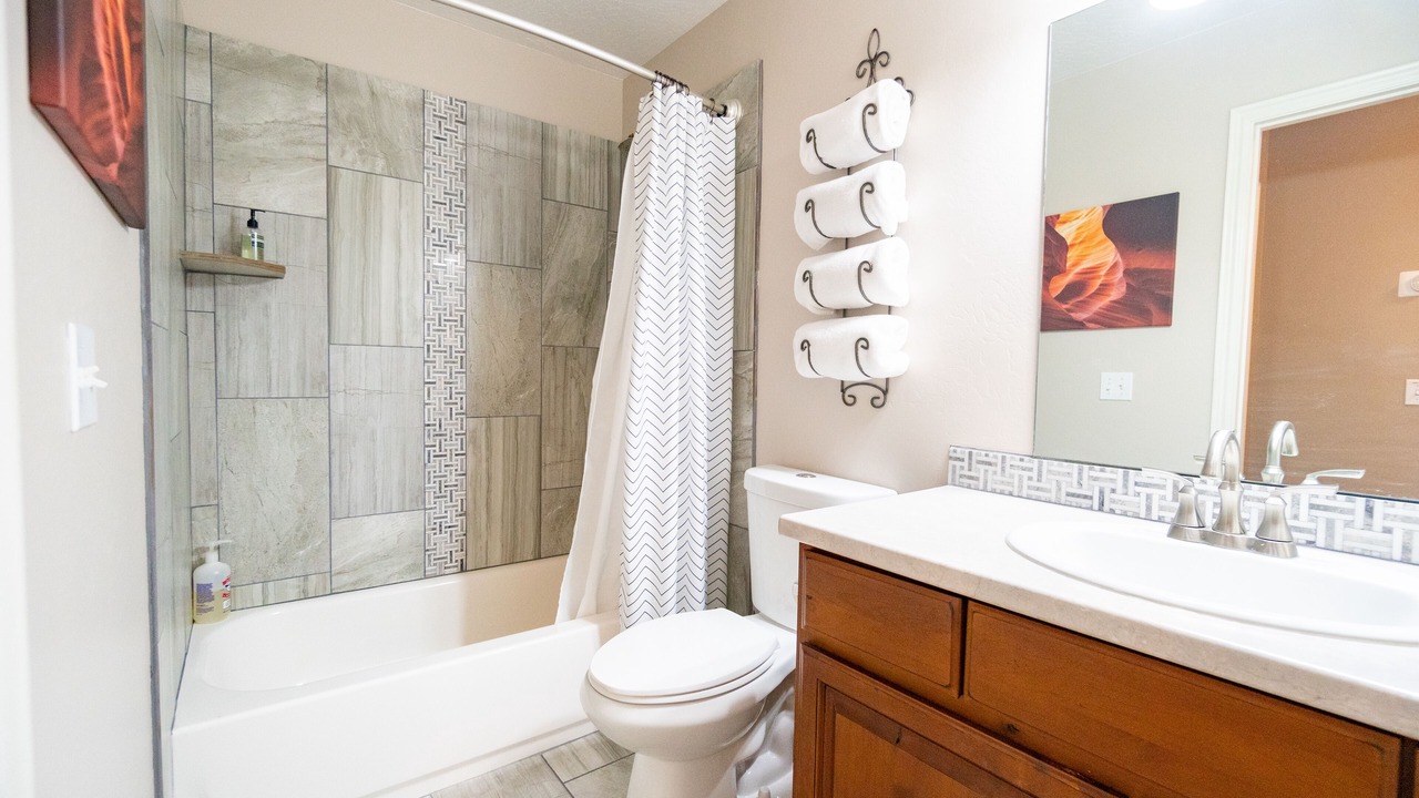 Photo of Bathroom in Page