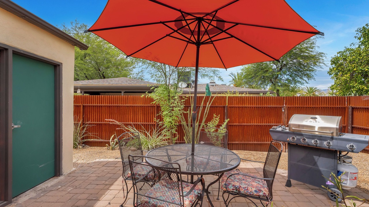 Photo of Outdoor in Peter Howell