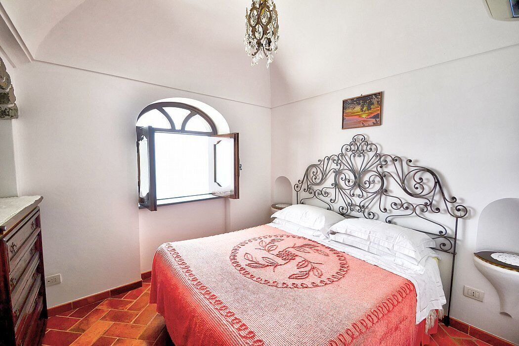 Photo of Bedroom in Path of the Gods