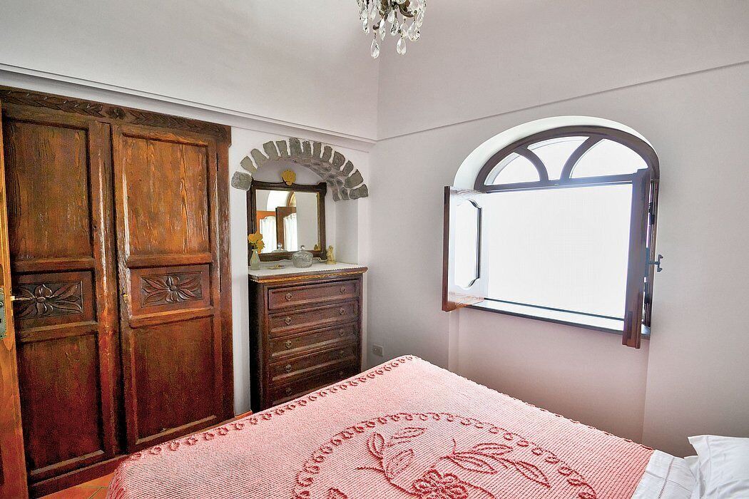 Photo of Bedroom in Path of the Gods