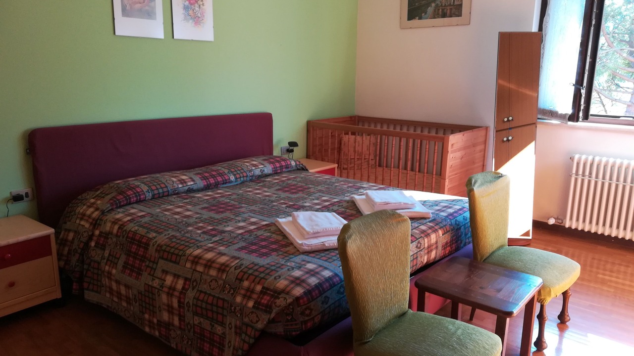 Photo of Bedroom in Bolognano-Vignole