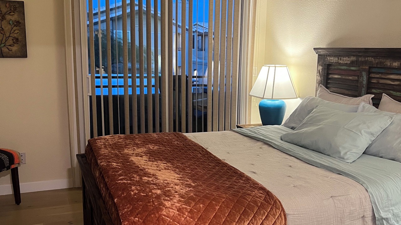 Photo of Bedroom in Paradise Valley Village