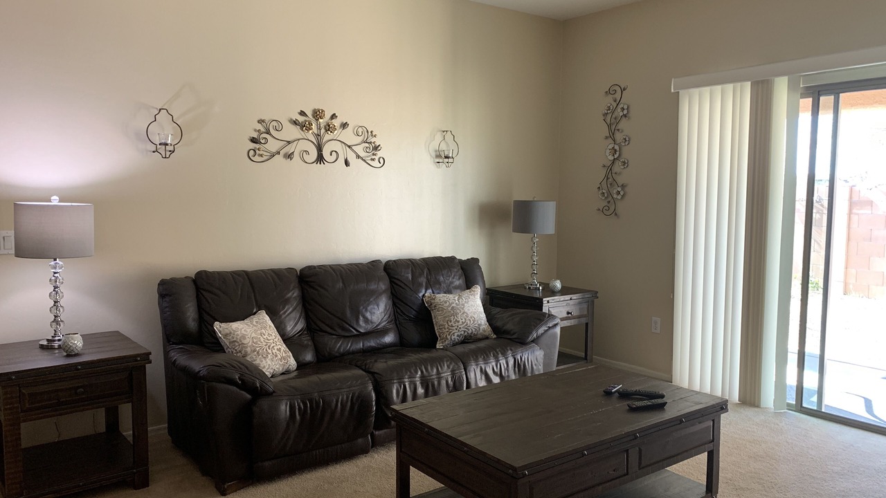 Photo of Livingroom in Oro Valley