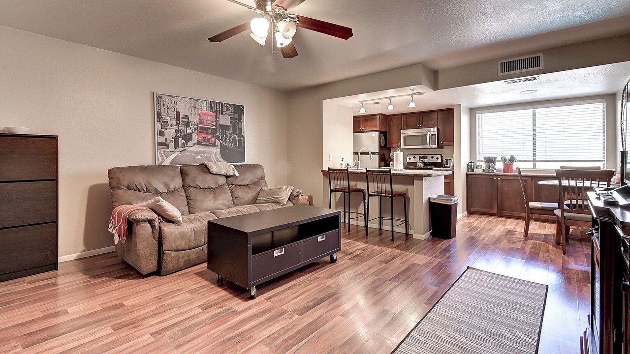 Photo of Livingroom in Tempe