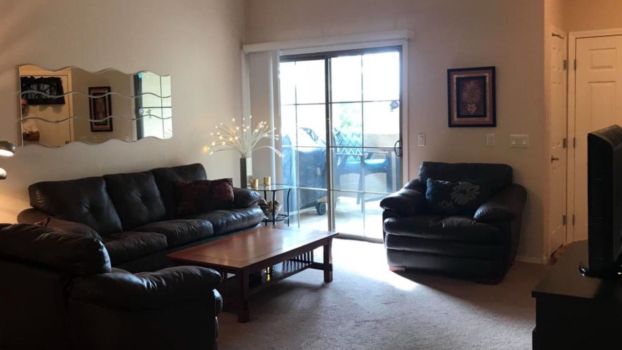 Photo of Livingroom in Parkwood Ranch
