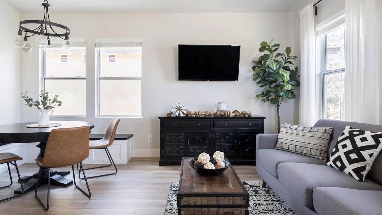 Photo of Livingroom in Gilbert