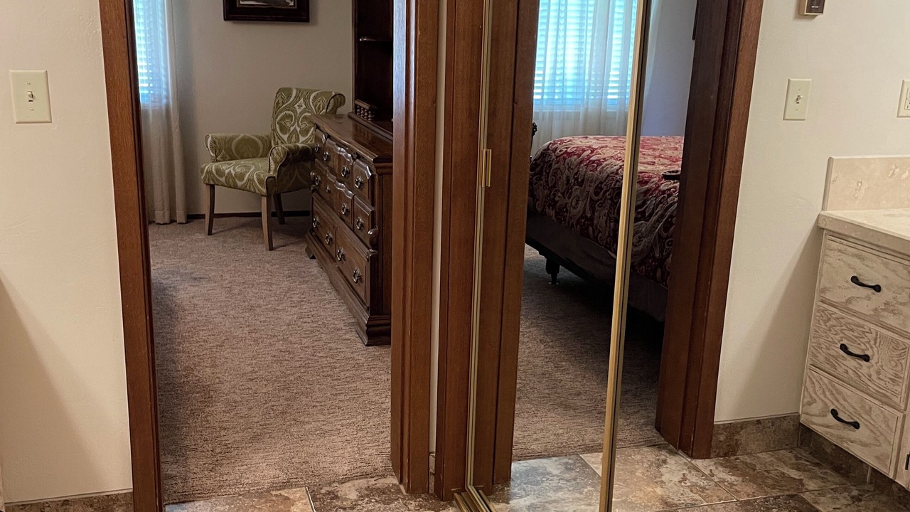 Photo of Bathroom in Page