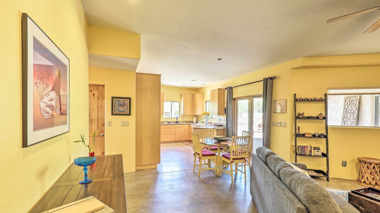 Photo of Livingroom in Tanque Verde