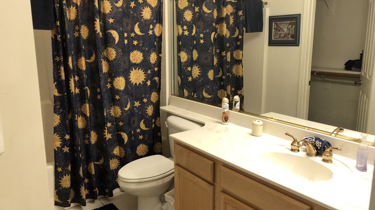 Photo of Bathroom in Red Mountain Ranch