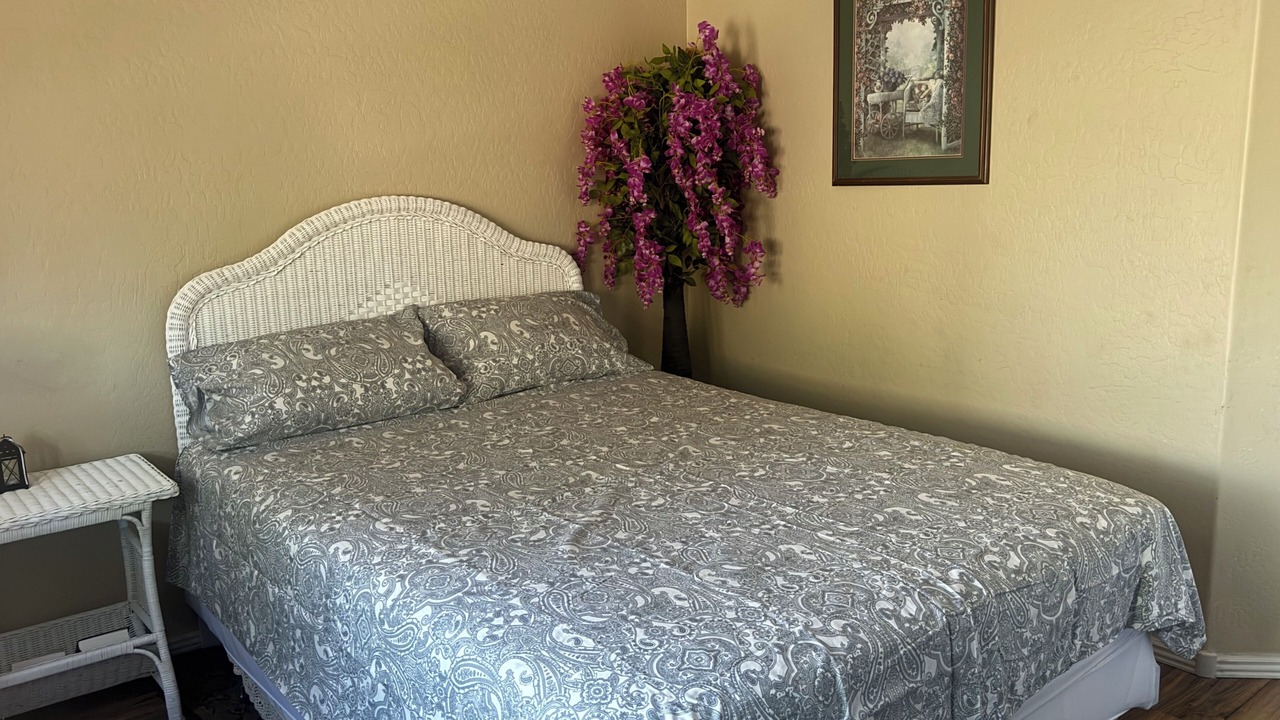 Photo of Bedroom in Foothills Reserve