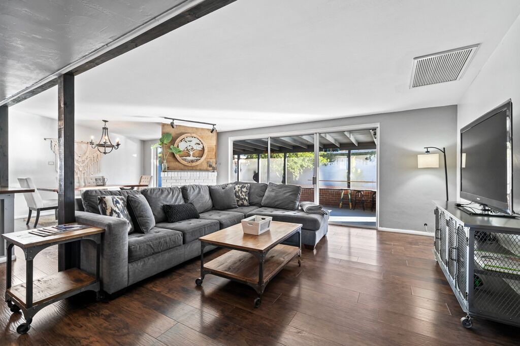 Photo of Livingroom in Tucson