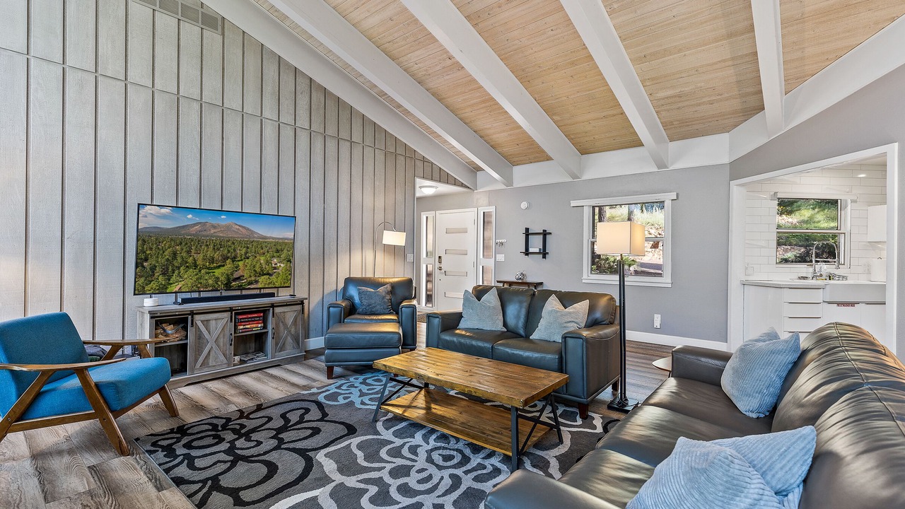 Photo of Livingroom in Flagstaff