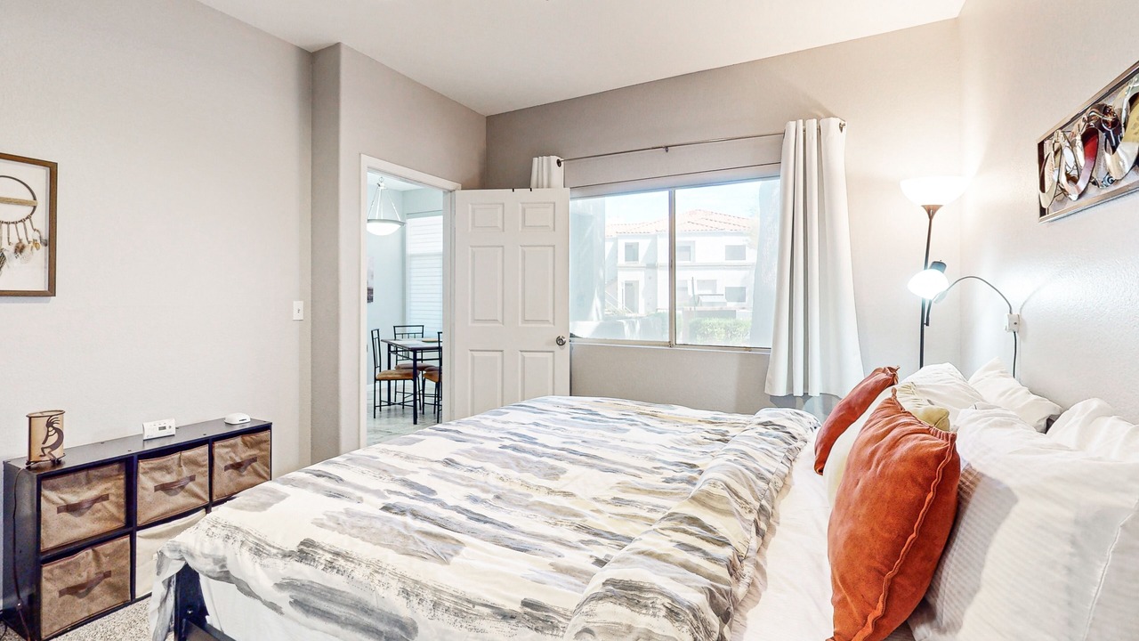 Photo of Bedroom in Central Scottsdale