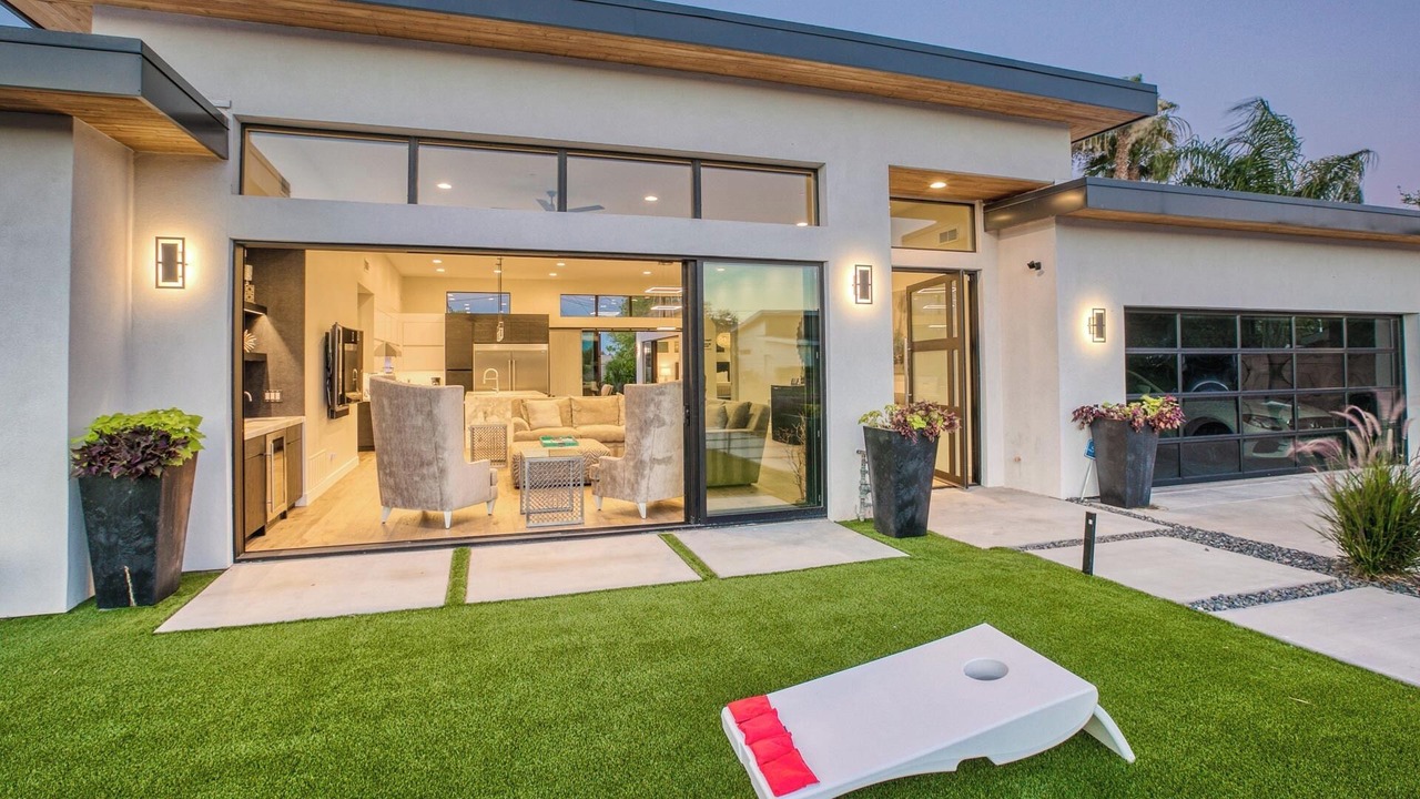 Photo of Outdoor in Camelback Park Estates