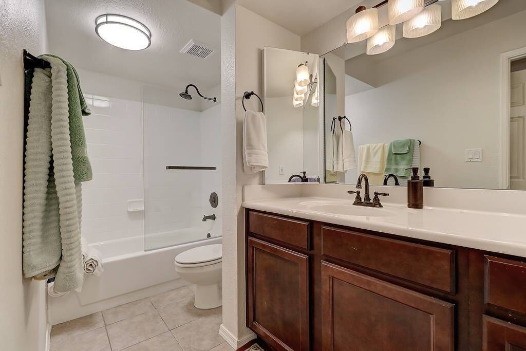 Photo of Bathroom in Central Scottsdale