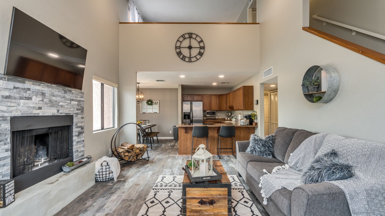 Photo of Livingroom in Tucson