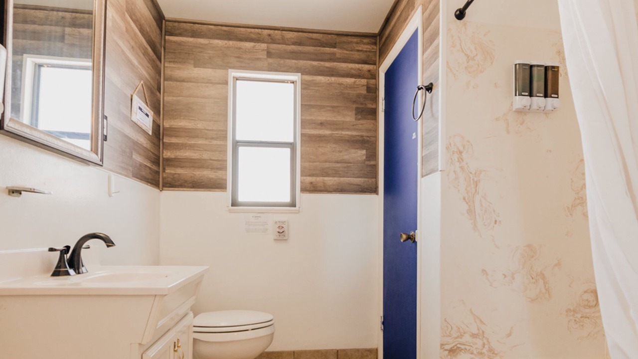 Photo of Bathroom in Page