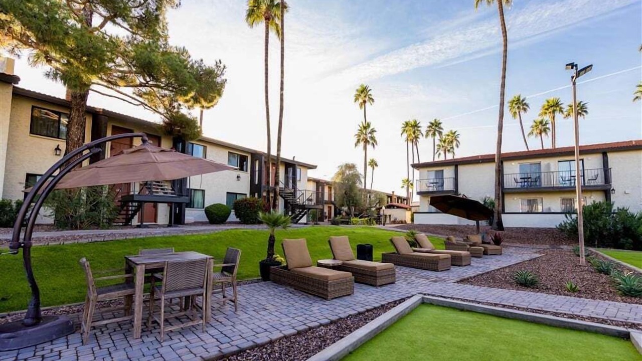 Photo of Outdoor in New Papago Parkway