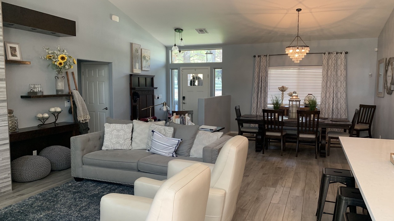 Photo of Livingroom in Williams