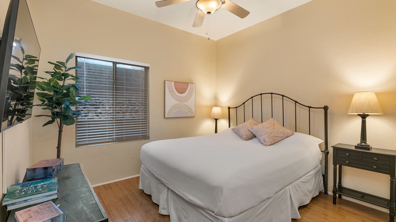 Photo of Bedroom in The Bluffs