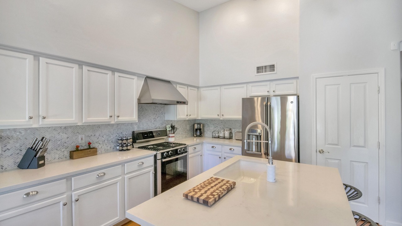 Photo of Kitchen in Paradise Valley Village