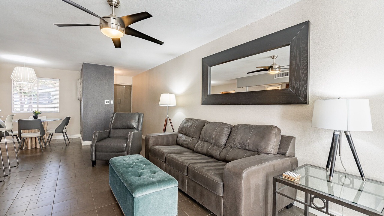 Photo of Livingroom in South Scottsdale