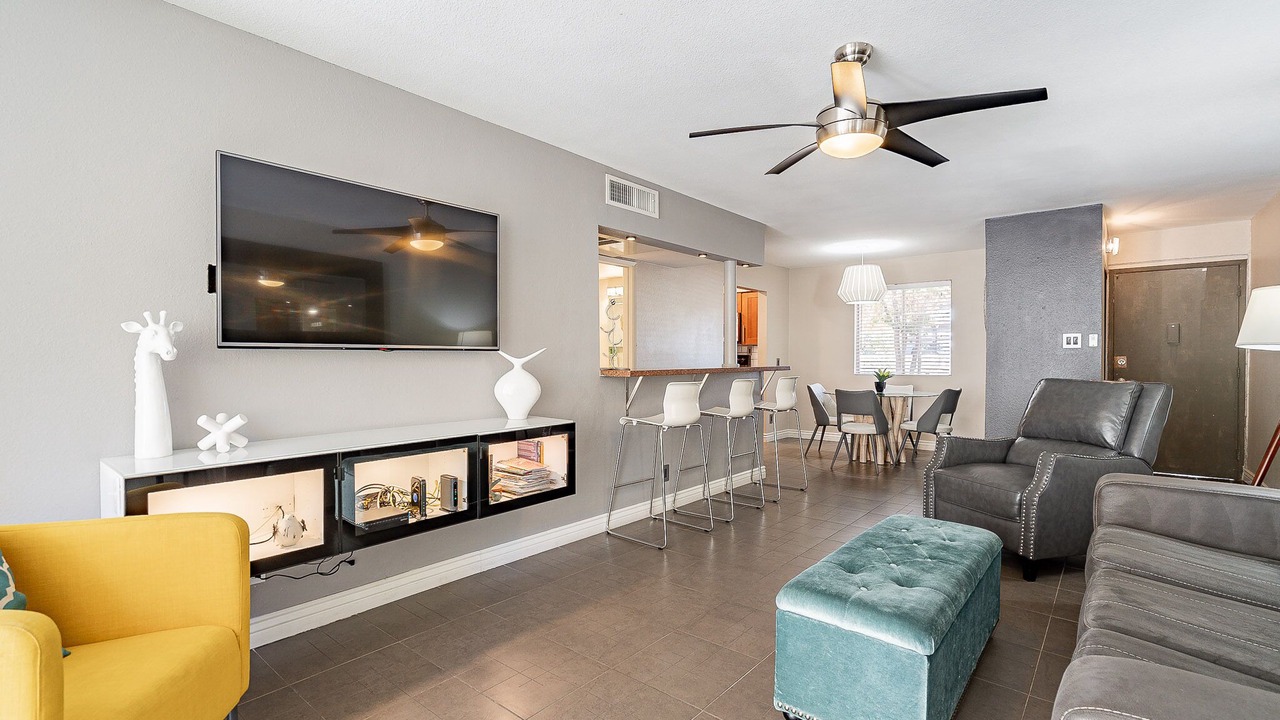 Photo of Livingroom in South Scottsdale