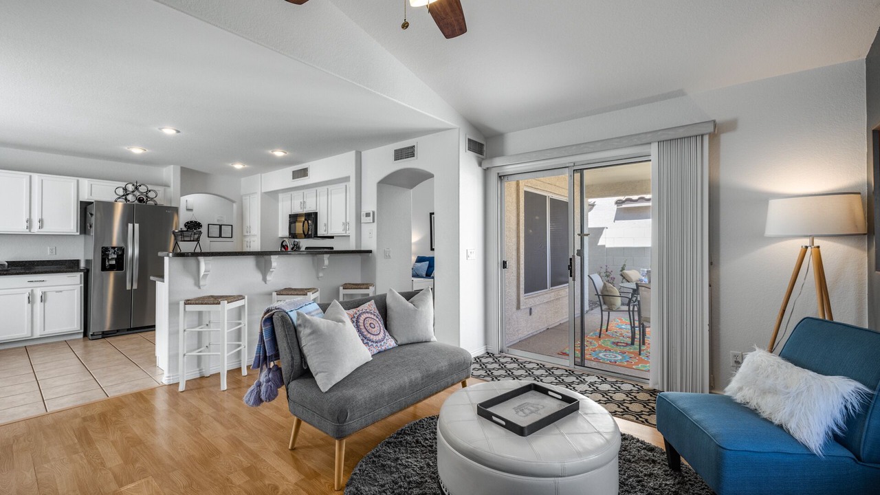 Photo of Livingroom in Arrowhead Lakes