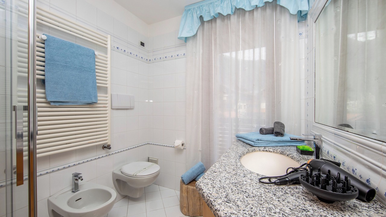 Photo of Bathroom in Pinzolo