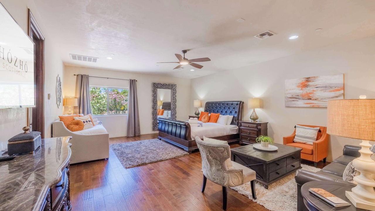 Photo of Livingroom in Central Scottsdale